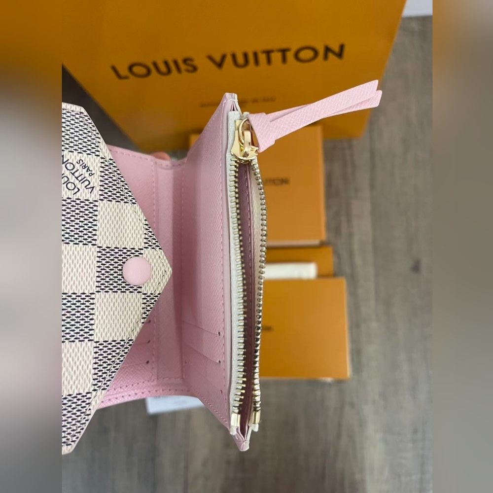 Louis Vuitton Victorine Wallet - Picture 7 of 11